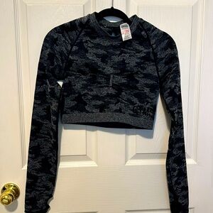 Gym shark crop top long sleeve workout top